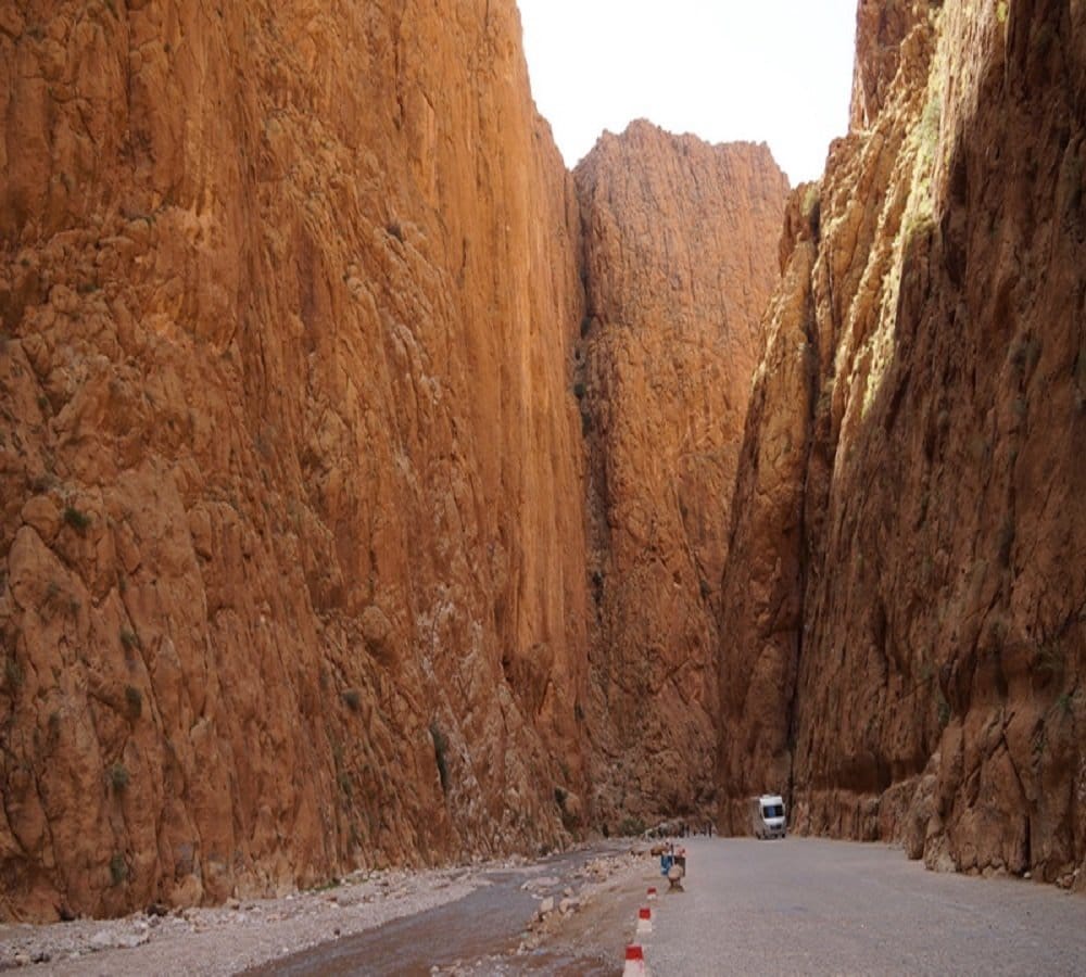 fes to marrakech desert tour 4 days